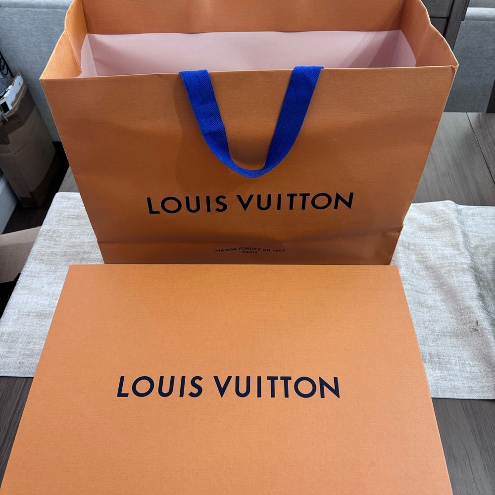 New Louis Vuitton Neverfull MM Monogram Empreinte Noir Black Leather - Picture 16 of 16